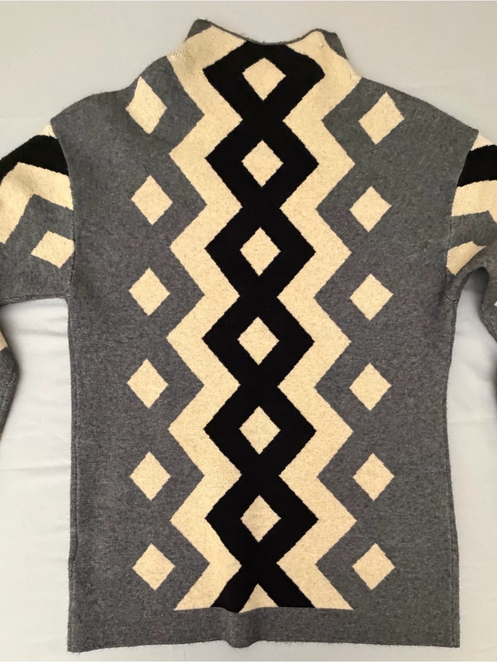 Apny Gray,  Cream & Black Geometric Pattern Mock Turtleneck Sweater